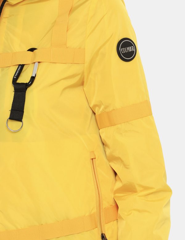 Giacca Colmar gialla - COMPOSIZIONE E VESTIBILITÀ:100% poliammidicaLa modella è alta 170 cm e indossa la taglia 40. La vesti