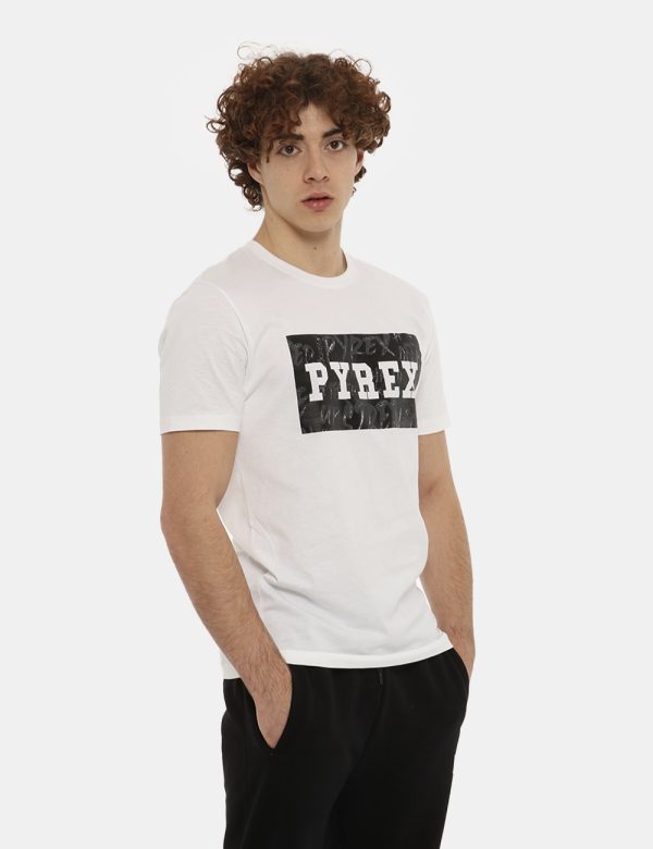 T-shirt Pyrex bianco - COMPOSIZIONE E VESTIBILITÀ:100% cotoneIl modello è alto 175 cm e indossa la taglia M. La vestibilità