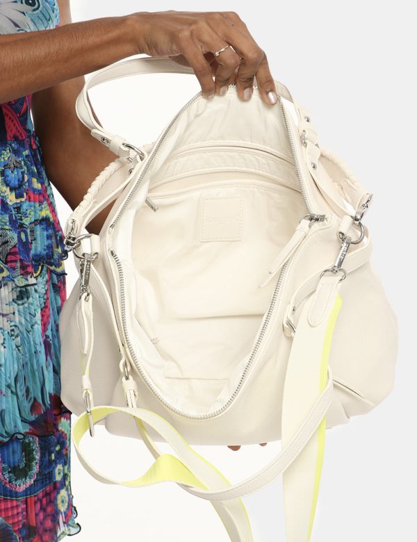 Borsa Desigual bianco - COMPOSIZIONE E VESTIBILITÀ:100% poliuretanoCONSIGLI DI STILE:Borsa di grandi dimensioni in total bia