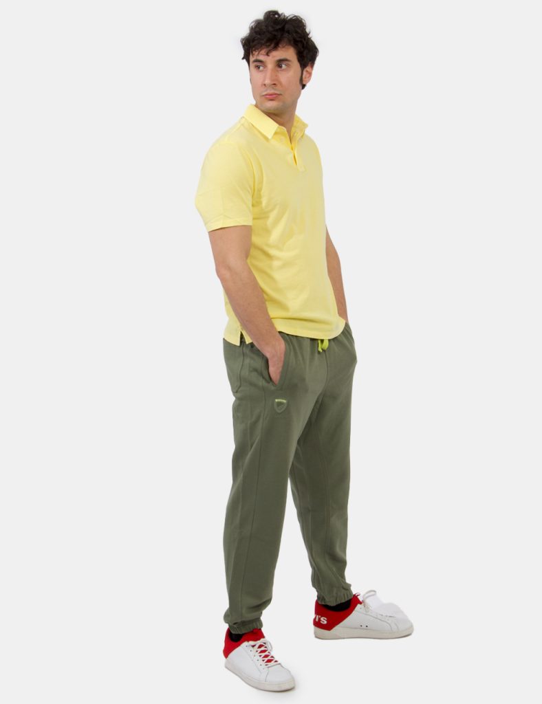 Pantaloni Blauer Verde - Pantaloni felpati in total verde militare con tasche a taglio verticale sul fronte e tasca a toppa