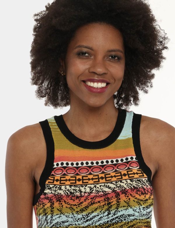 Top Desigual canotta fantasia - COMPOSIZIONE E VESTIBILITÀ:63% viscosa 29% poliestere 6% cotone 2% poliamideLa modella è alt