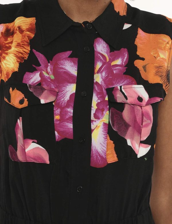 Vestito Desigual nero fantasia - COMPOSIZIONE E VESTIBILITÀ:100% viscosaLa modella è alta 170 cm e indossa la taglia S. La v