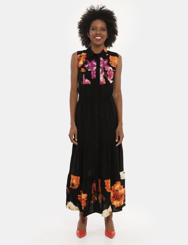 Vestito Desigual nero fantasia - COMPOSIZIONE E VESTIBILITÀ:100% viscosaLa modella è alta 170 cm e indossa la taglia S. La v