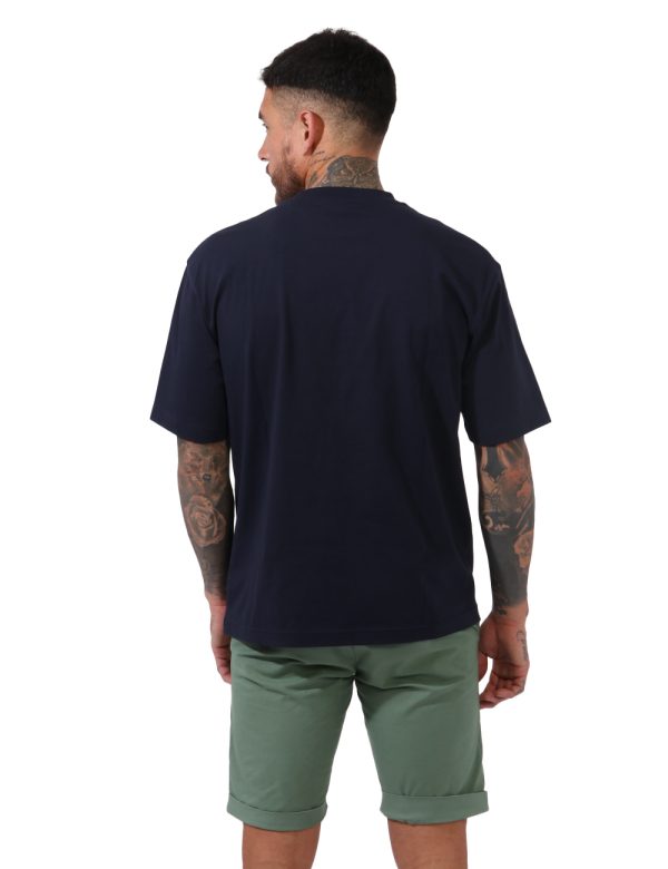 T-shirt Gant Blu - Casual t-shirt in total blu navy con taschino a toppa e logo brand bianco. La vestibilità è morbida e reg