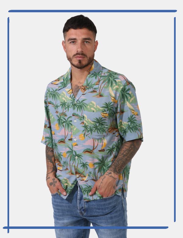Camicia Gant Fantasia - Camicia a maniche corte su base floreale con tramonti e palme in tinta tendente al verde e all'azzur