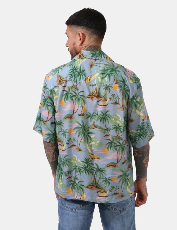Camicia Gant Fantasia - Camicia a maniche corte su base floreale con tramonti e palme in tinta tendente al verde e all'azzur