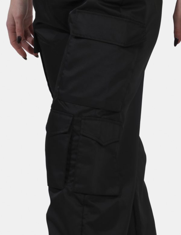 Pantaloni Disclaimer Nero - Pantaloni modello doppio girovita in total nero acetato più verde fluo. Presente logo brand in g
