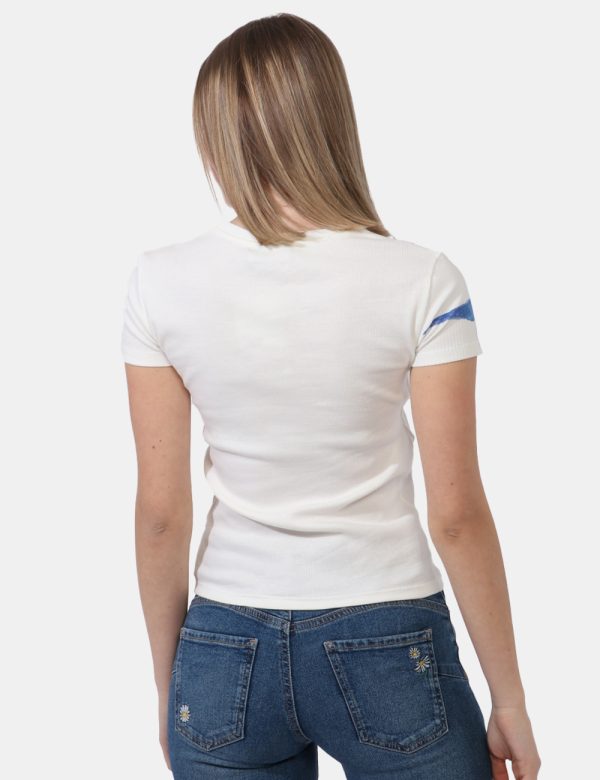 T-shirt Desigual Bianco - T-shirt in cotone spesso, su base bianca con stampa tendente al blu. Presenti cuciture evidenziate