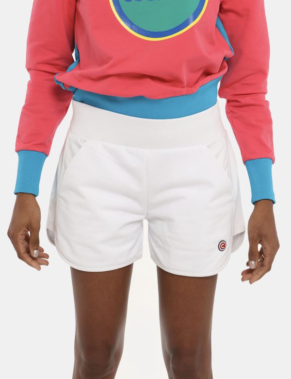 Short Colmar bianco - COMPOSIZIONE E VESTIBILITÀ:72% cotone 22% poliestere 6% elastaneLa modella è alta 170 cm e indossa la