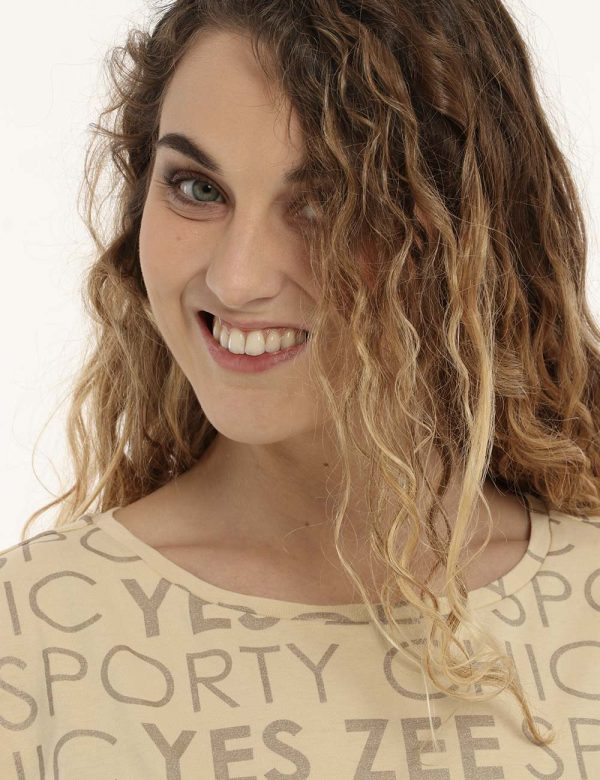 Vestito Yes Zee beige - COMPOSIZIONE E VESTIBILITÀ:95% cotone 5% elastaneLa modella è alta 170 cm e indossa la taglia S. La