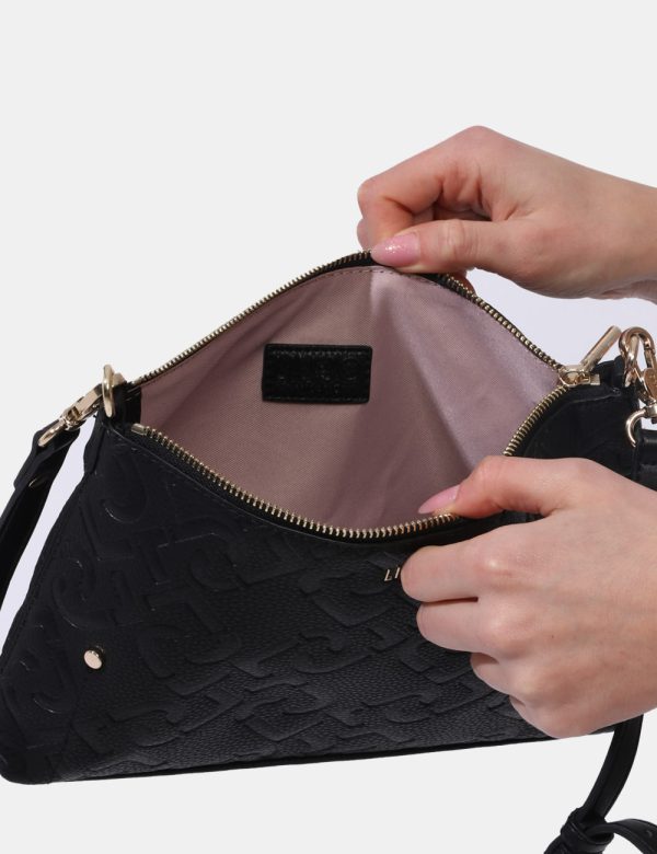 Borsa Liu-Jo Nero - Borsa a tracolla di medie dimensioni in total nero con logo brand sagomato. La bag si compone di unico s