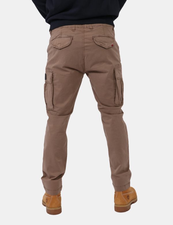 Pantaloni Aeronautica Italiana Marrone - Pantaloni in total marrone fango arricchiti da numerose tasche con taglio diverso,