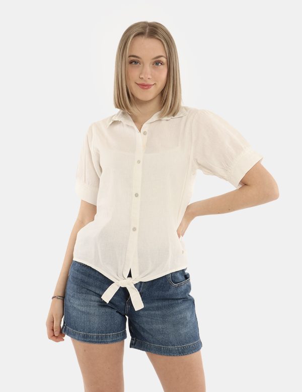 Camicia Yes Zee bianca a maniche corte - COMPOSIZIONE E VESTIBILITÀ:55% lino 45% cotoneLa modella è alta 170 cm e indossa la
