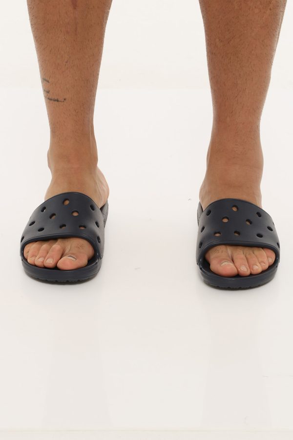 Ciabatte Crocs blu - COMPOSIZIONE E VESTIBILITÀ:Altre materieIl modello calza la taglia 10 corrispondente al numero 43/44 it