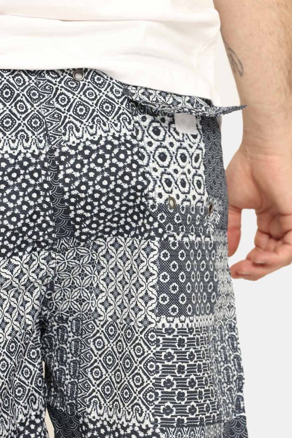 Costume Yes Zee fantasia blu - COMPOSIZIONE E VESTIBILITÀ:100% poliestereIl modello è alto 178 cm e indossa la taglia L. La