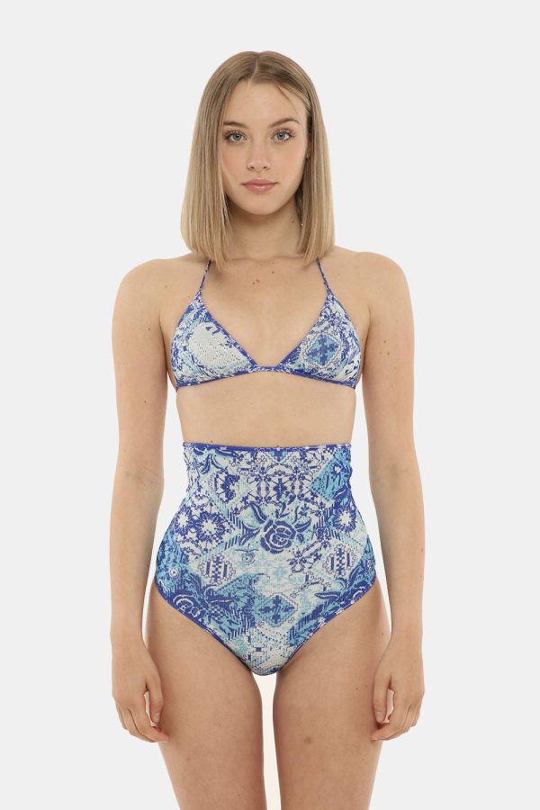 Costume F**k bikini azzurro - COMPOSIZIONE E VESTIBILITÀ:81% poliestere 14% poliammidica 5% elastaneLa modella è alta 170 cm