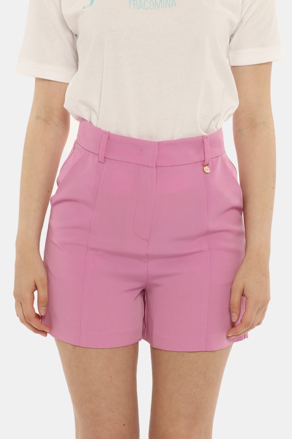 Short Fracomina rosa - COMPOSIZIONE E VESTIBILITÀ:94% poliestere 6% elastaneLa modella è alta 170 cm e indossa la taglia U.
