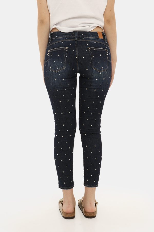 Jeans Fracomina blu denim con glitter - COMPOSIZIONE E VESTIBILITÀ:93% cotone 5% poliestere 2% spandexLa modella è alta 170