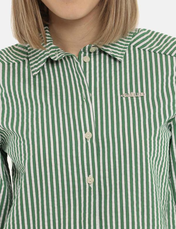 Vestito Gaelle rigato bianco/verde - COMPOSIZIONE E VESTIBILITÀ:100% cotoneLa modella è alta 170 cm e indossa la taglia 40.