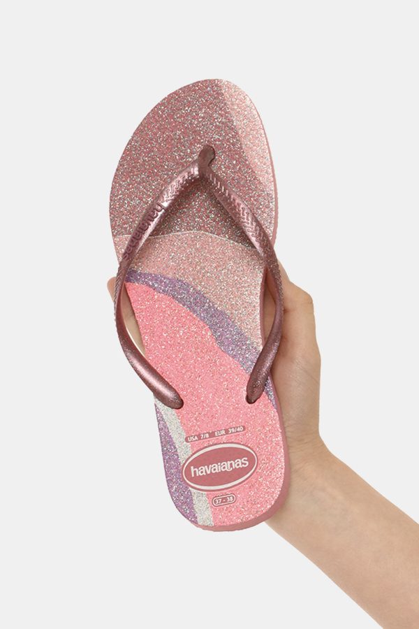 Infradito Havaianas rosa lurex - COMPOSIZIONE E VESTIBILITÀ:Altre materieScarpa in gomma. Il numero di scarpa indicato è bra