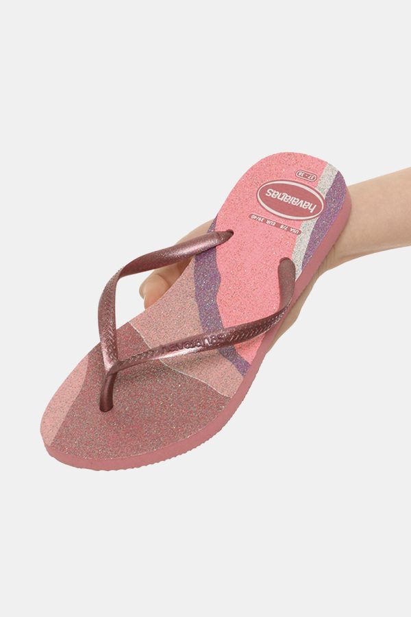 Infradito Havaianas rosa lurex - COMPOSIZIONE E VESTIBILITÀ:Altre materieScarpa in gomma. Il numero di scarpa indicato è bra