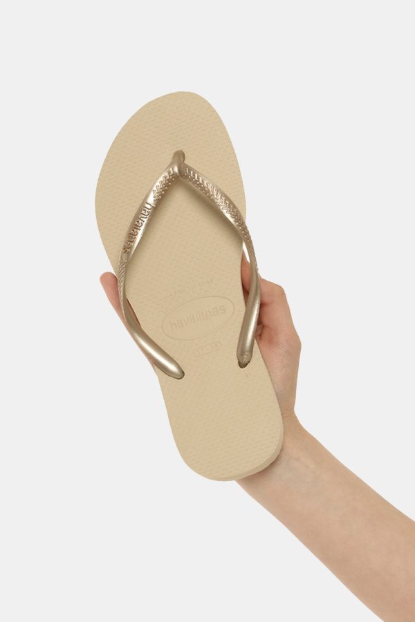 Infradito Havaianas beige - COMPOSIZIONE E VESTIBILITÀ:Altre materieScarpa in gomma. Il numero di scarpa indicato è brasilia