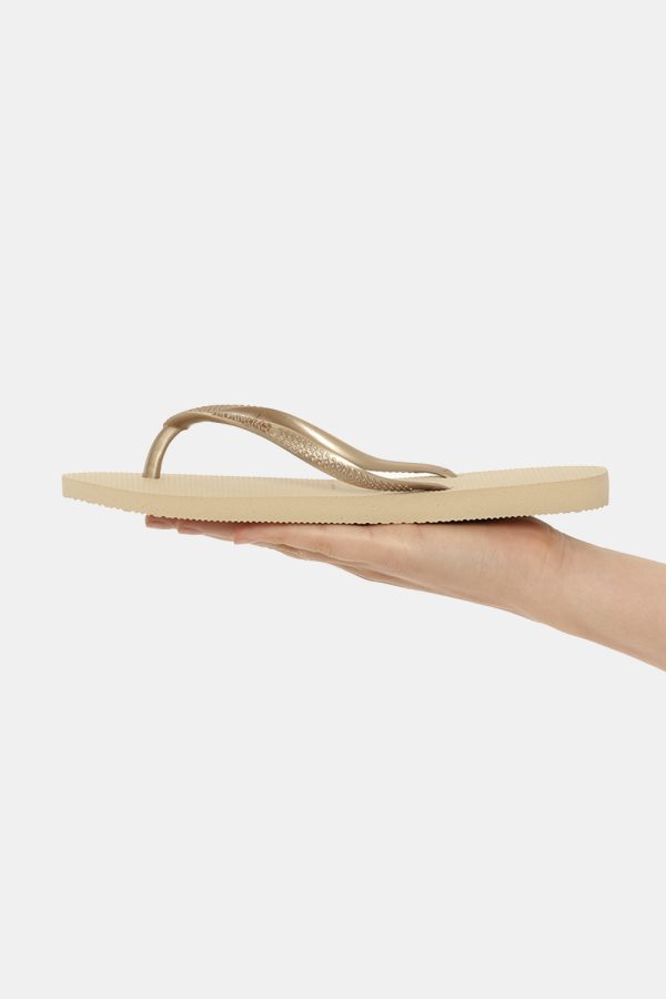 Infradito Havaianas beige - COMPOSIZIONE E VESTIBILITÀ:Altre materieScarpa in gomma. Il numero di scarpa indicato è brasilia