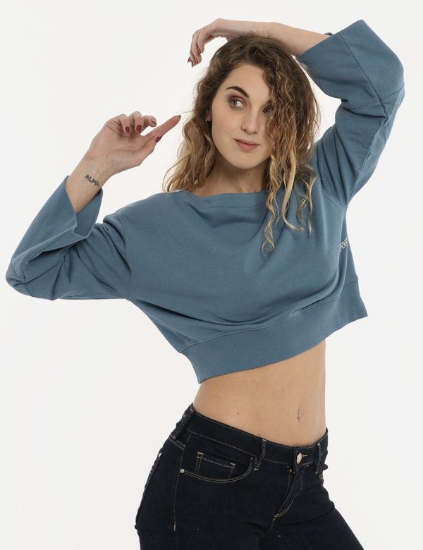 Felpa Imperfect azzurro - COMPOSIZIONE E VESTIBILITÀ:80% cotone 20% poliestereLa modella è alta 170 cm e indossa la taglia S