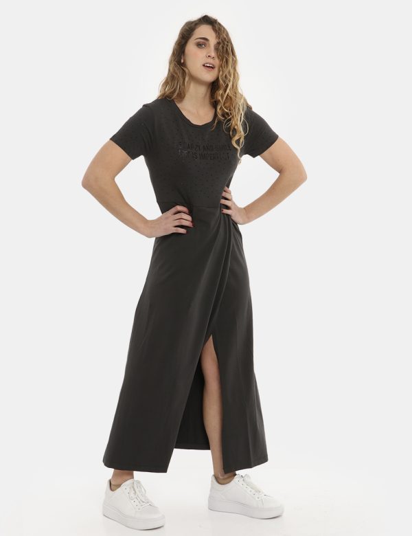 Vestito Imperfect lungo grigio - COMPOSIZIONE E VESTIBILITÀ:48% cotone 48% modale 4% elastanemodella e vestibilità.CONSIGLI
