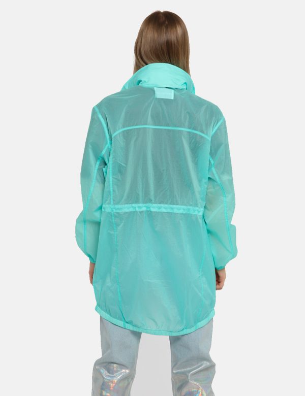 Giacca Calvin Klein Verde - Giacca simil kway leggero in total verde acqua. Presenti tasche a taglio trasversale con chiusur