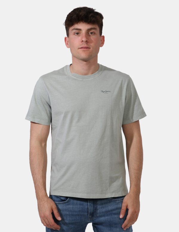 T-shirt Pepe Jeans Grigio - T-shirt classica su base grigio chiaro con piccola stampa logo brand in tono su tono ad altezza