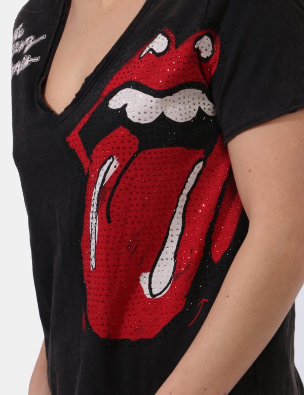T-shirt Desigual Nero - T-shirt corta con scollo a V su base nero slavato. Presente stampa The Rolling Stones in tinta bianc