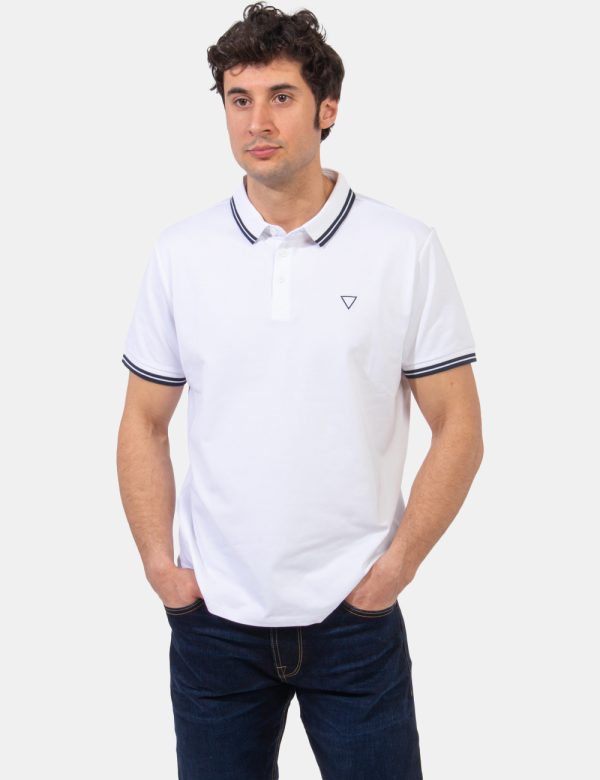 Polo Guess Bianco - Polo classica in total bianco con profilo blu navy richiamato sul colletto, sulle maniche e sul logo bra