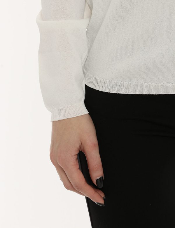 Maglia Yes Zee bianca - COMPOSIZIONE E VESTIBILITÀ:65% viscosa 35% poliammidicaLa modella è alta 170 cm e indossa la taglia