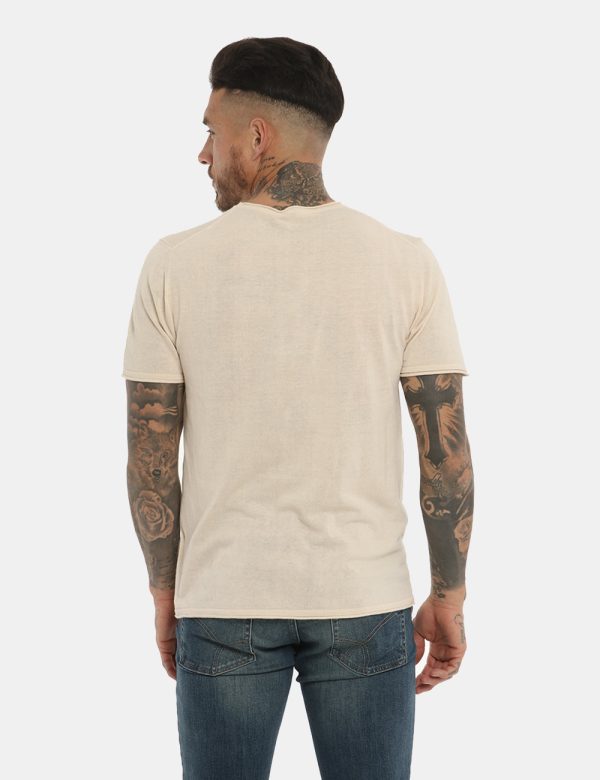 Maglia Yes Zee beige - COMPOSIZIONE E VESTIBILITÀ:100% cotonemodella e vestibilità.CONSIGLI DI STILE:Maglia in total beige