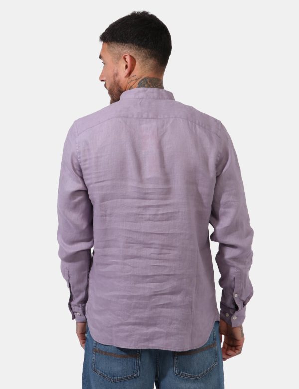 Camicia Timberland Viola - Camicia classica con colletto alla coreana in total lilla. Presente logo brand ricamato ad altezz
