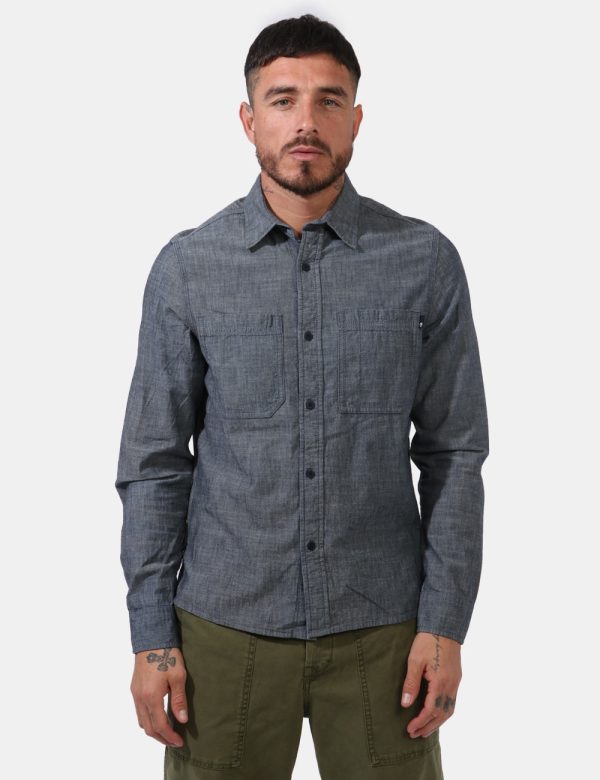 Camicia Timberland Grigio - Camicia classica in total grigio sfumato. Presente doppio taschino a toppa. La vestibilità è mor