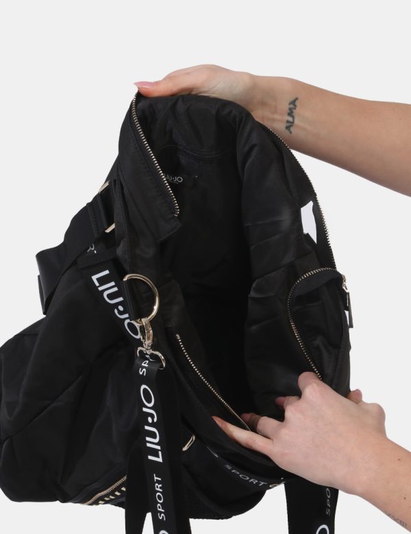 Borse Liu-Jo Nero - Borsa shopping a tracolla di grandi dimensioni in total nero con dettagli coordinati e piccole borchie.