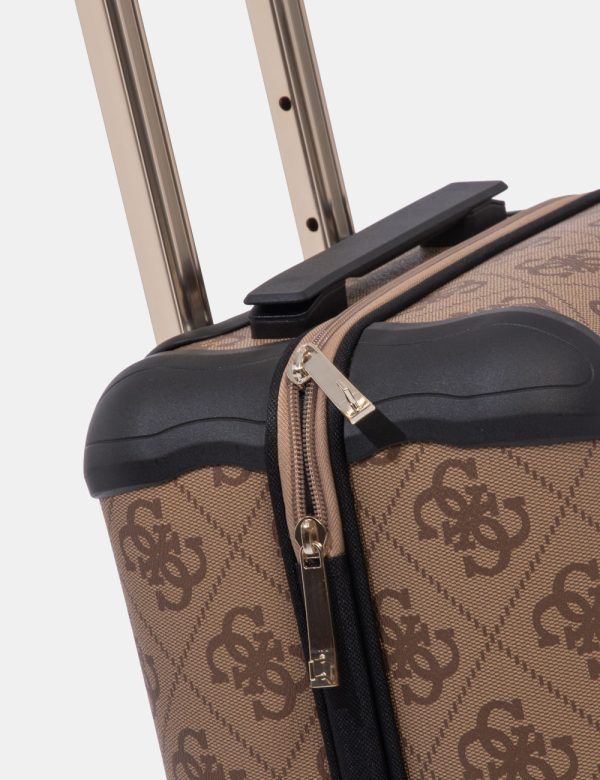 Borsa Guess Marrone - Borsa trolley da viaggio in taglia small, rigido ed in tessuto marrone con logo brand più angoli rinfo