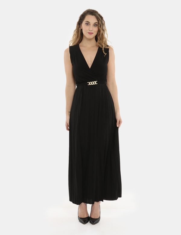 Vestito Vougue nero - COMPOSIZIONE E VESTIBILITÀ:95% poliestere 5% elastaneLa modella è alta 170 cm e indossa la taglia S. L