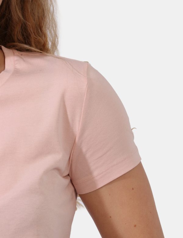 T-shirt Liu-Jo Rosa - T-shirt classica in total rosa cipria. La vestibilità è morbida e regolare. La t-shirt è adatta per oc