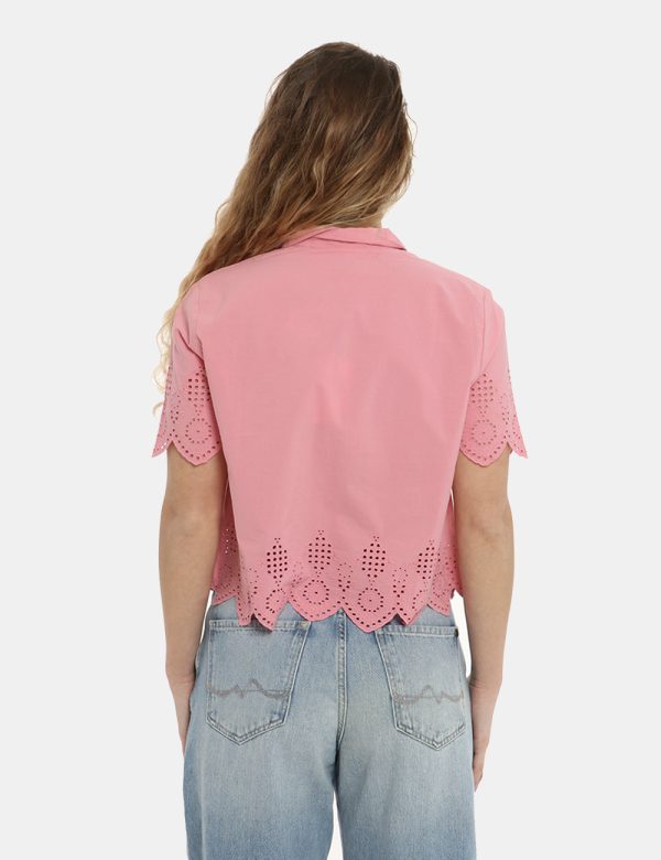 Camicia Pepe Jeans rosa - COMPOSIZIONE E VESTIBILITÀ:100% cotoneLa modella è alta 170 cm e indossa la taglia S. La vestibili