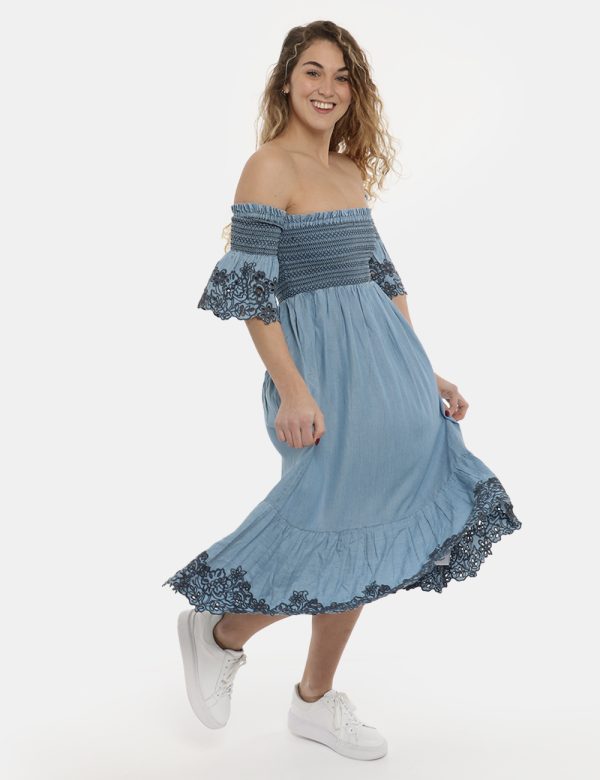 Vestito Pepe Jeans lungo blu denim light - COMPOSIZIONE E VESTIBILITÀ:100% poliestereLa modella è alta 170 cm e indossa la t