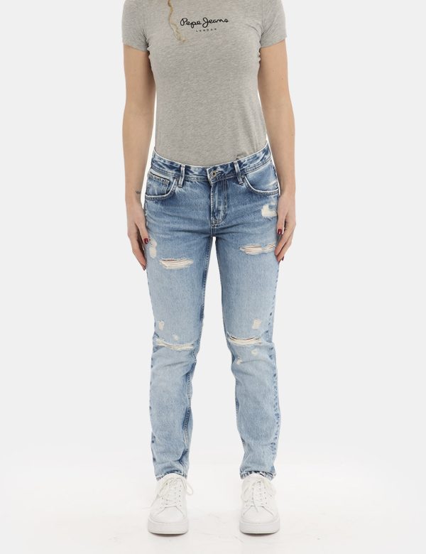 Jeans Pepe Jeans blu denim light - COMPOSIZIONE E VESTIBILITÀ:100% cotoneLa modella è alta 170 cm e indossa la taglia 27 US.