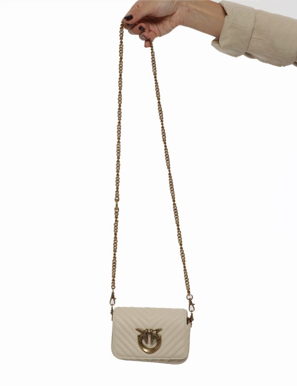 Borsa Pinko beige - COMPOSIZIONE E VESTIBILITÀ:100% pelleCONSIGLI DI STILE:Borsa pochette di piccole dimensioni in pelle ed
