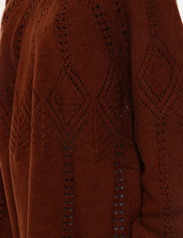 Maglione Maison Du Cachemire traforato con scollo ampio - 50% lana 20% acrilico 20% poliammide 10% mohairLa modella indossa