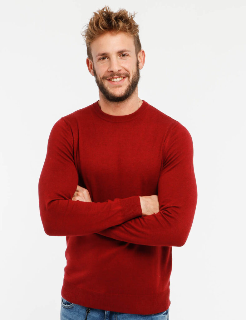 Maglione Maison Du Cachemire girocollo - 40% lana 20% cotone 20% viscosa 10% poliammide 10% cachemireIl modello indossa la t