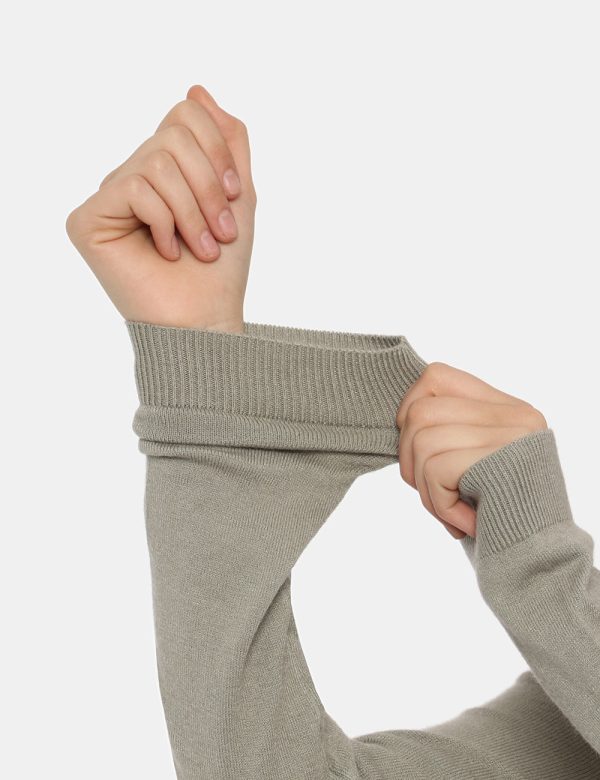 Maglia Maison du Cachemire grigio - COMPOSIZIONE E VESTIBILITÀ:40% lana 20% cotone 20% viscosa 10% poliamide 10% cachemireLa