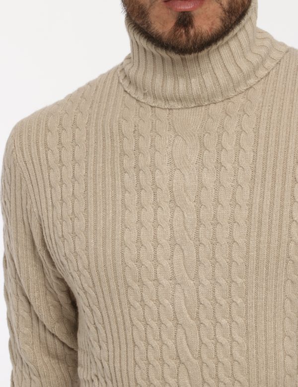 Maglione Maison du Cachemire dolcevita beige - COMPOSIZIONE E VESTIBILITÀ:40% lana 20% cotone 20% viscosa 10% poliamide 10%