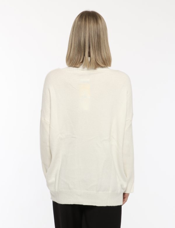 Maglione Maison du Cachemire dolcevita bianco - COMPOSIZIONE E VESTIBILITÀ:40% lana 20% cotone 20% viscosa 10% poliamide 10%